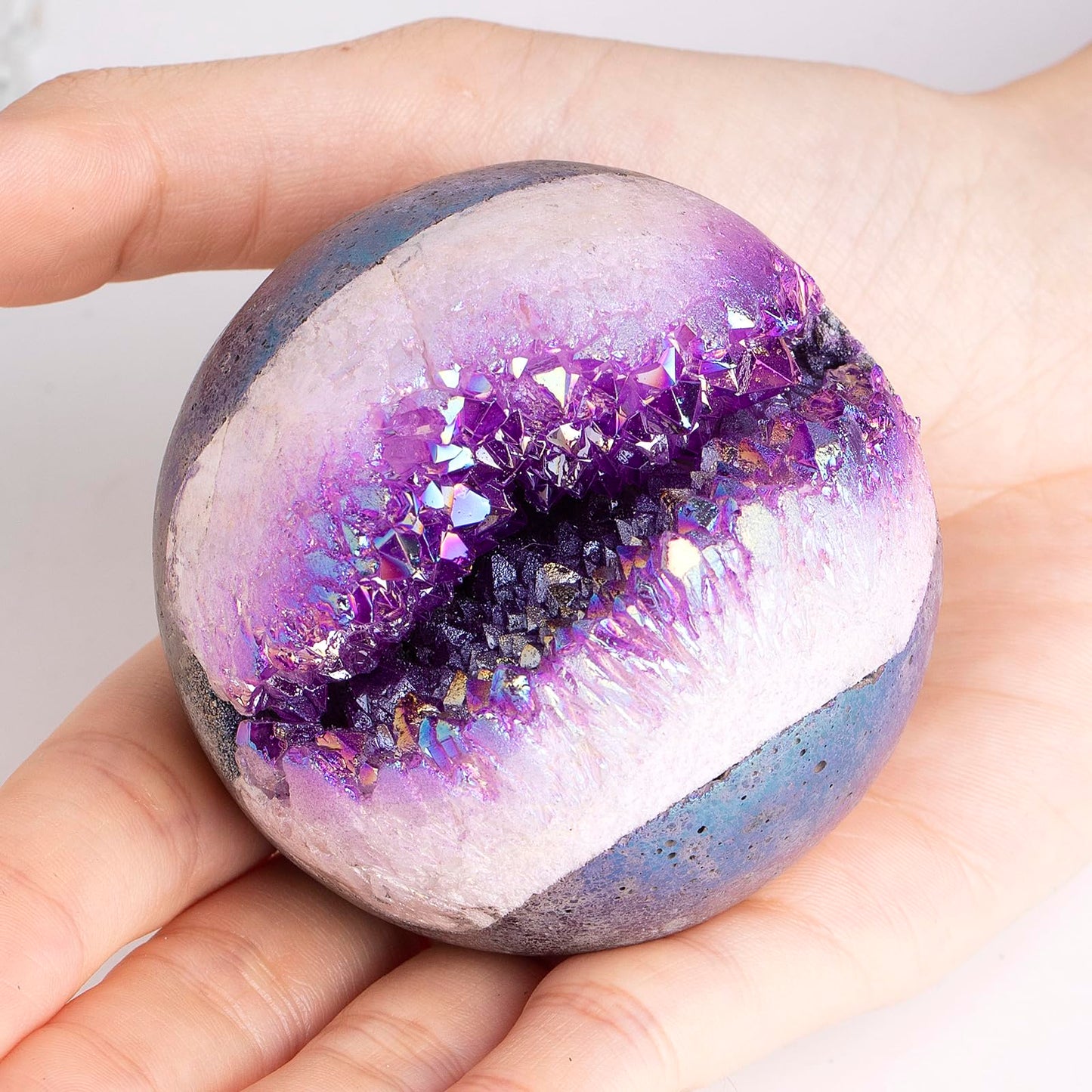 Sportmusies Titanium Coated Rock Crystal Geode Ball with Wooden Stand, Druzy Quartz Stone Cluster Sphere Reiki Home Office Decoration, Purple