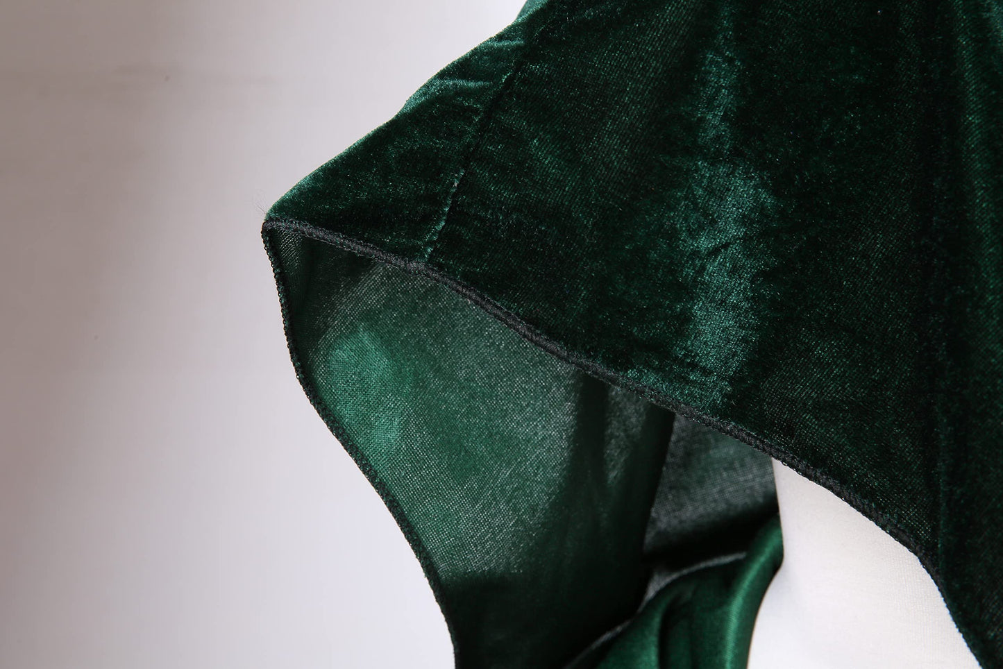 VGLOOK Full Length Hooded Cloak Unisex Adult Velvet Cape Cosplay Costumes 59" Green