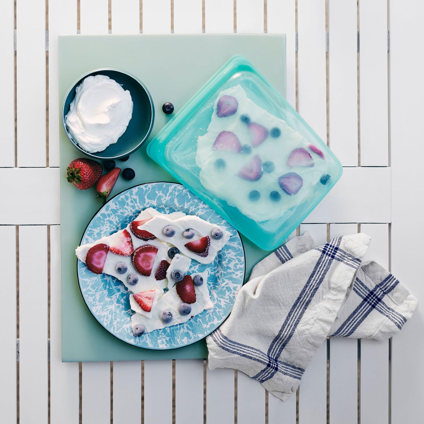 Stasher Premium Silicone Reusable Food Storage Bags, 4-Pack, Clear, Multi-Use Food Storage Bags, Lunch Bag, Travel Containers, BPA Free, Leak-free, Dishwasher-Safe, Eco-friendly