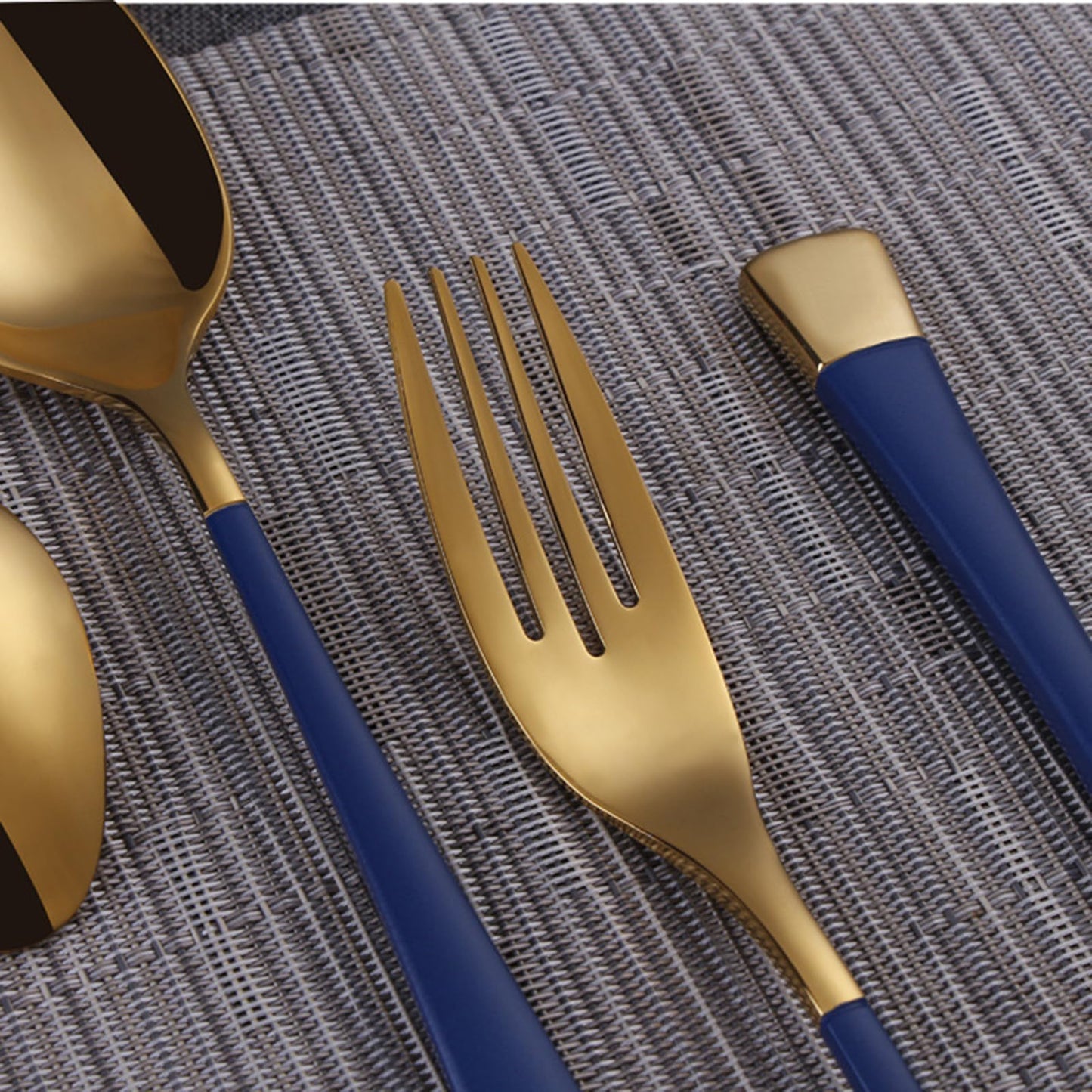 Blue-Gold Silverware ZILNEHZ Flatware Set for 8 Stainless Steel Cutlery Set Elegance Luxury Tableware Set Forks and Spoons Utensil Sets for Home Restaurant Dishwasher Safe