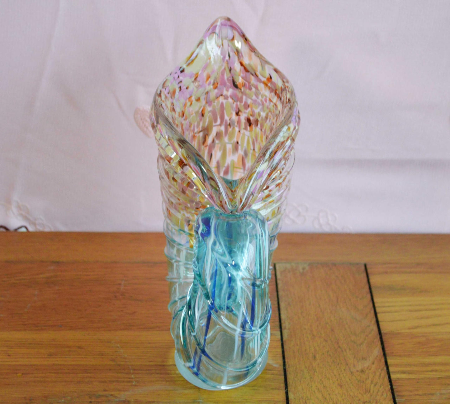 Conch-Shaped Hand-Blown Glass Vase - Sculptural Home Decor & Art Flower Vase, Modern Coastal Elegance, Transparent Crystal-Clear