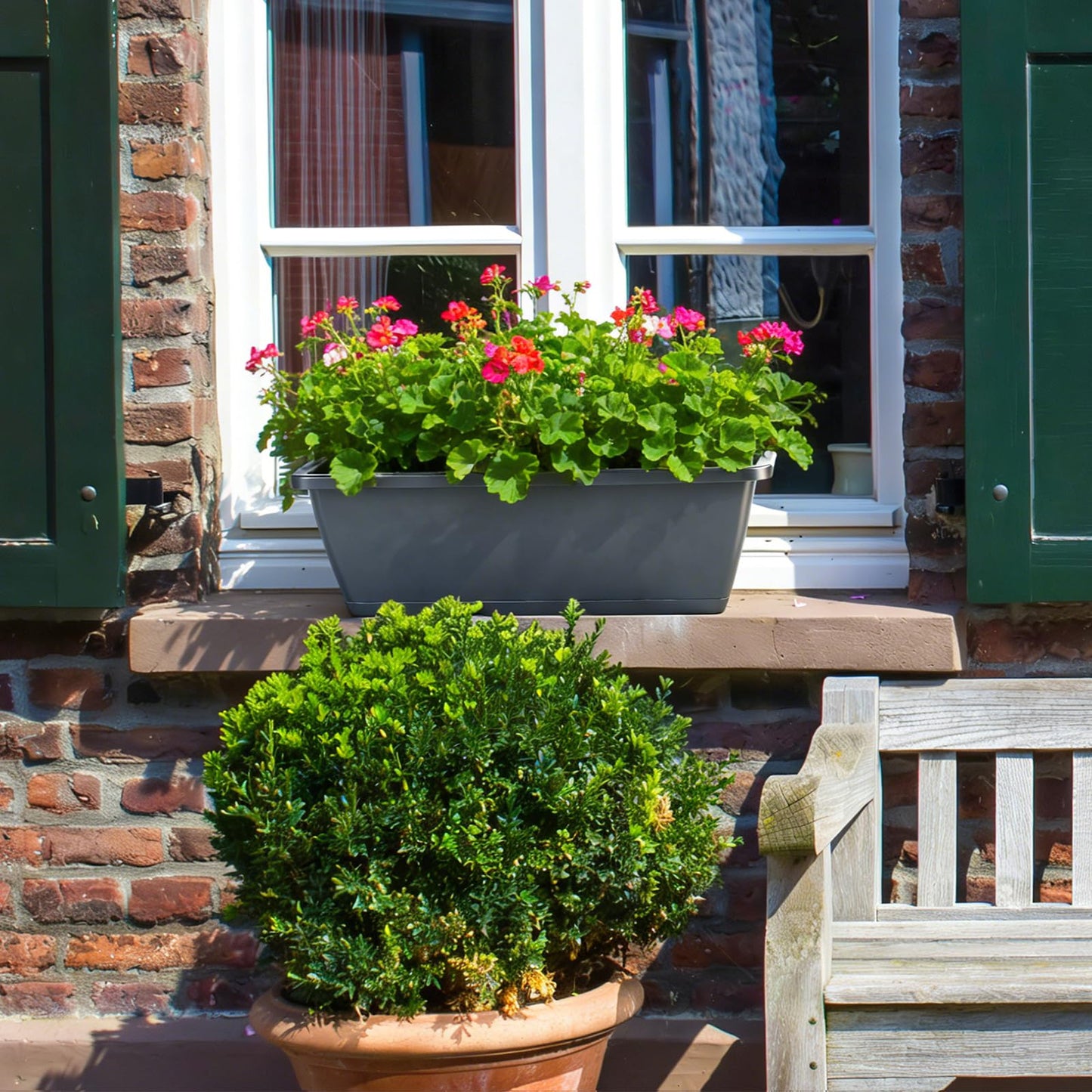 OYEAL Deck Railing Planter Box 4 Pack Window Boxes Planters with Adjustable Brackets, 17 Inch Hanging Flower Pots for Plants for Front Porch, Garden Fence, Apartment Patio Balcony Decor, Grey