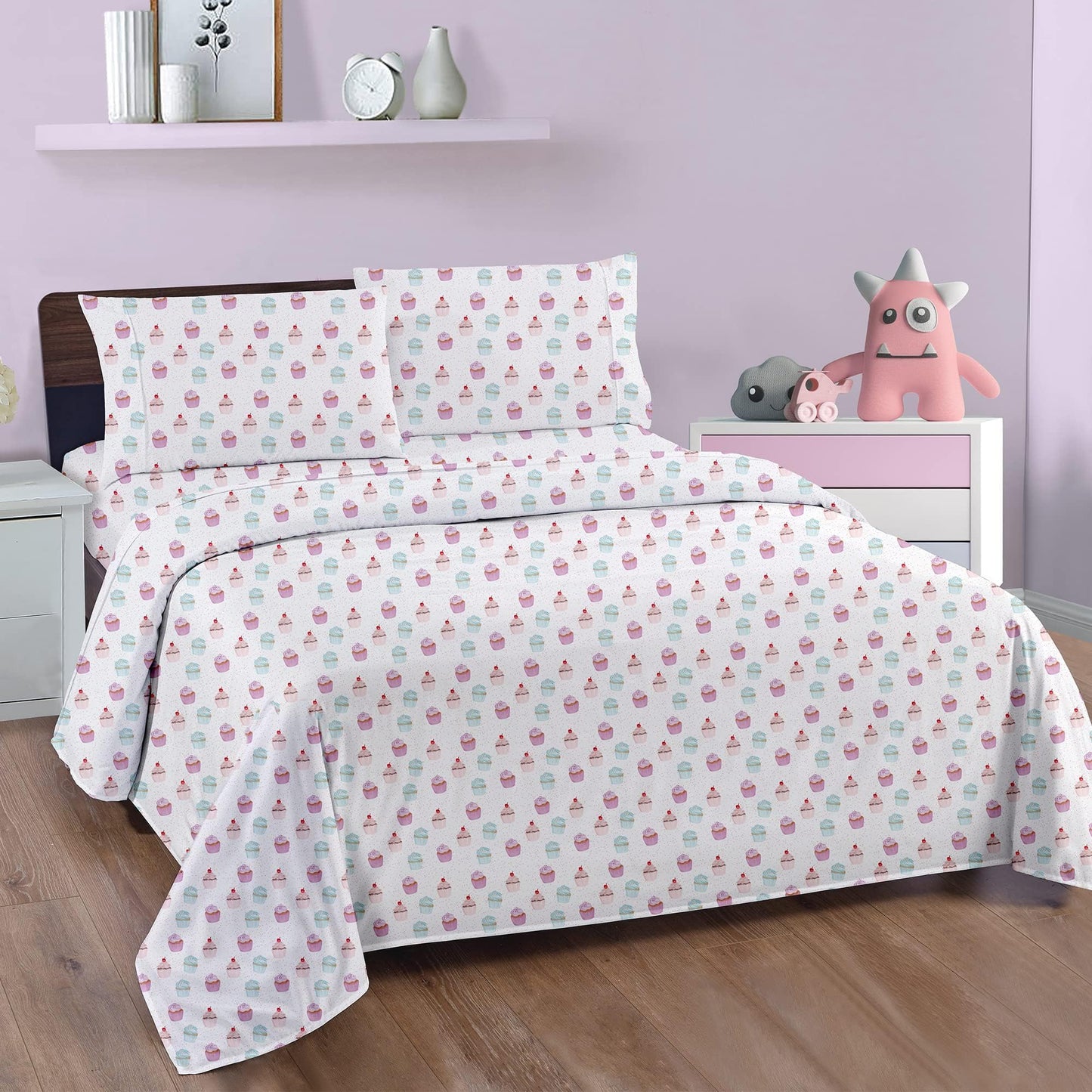 Softan Kids Bed Sheet Set, 4-Piece Full Size Sheets, Microfiber Fitted Sheet with 15 Inches Deep Pocket and Corner Straps, Breathable & Silky Soft Ice Cream Cake Pattern Sheet and Pillowcase Sets