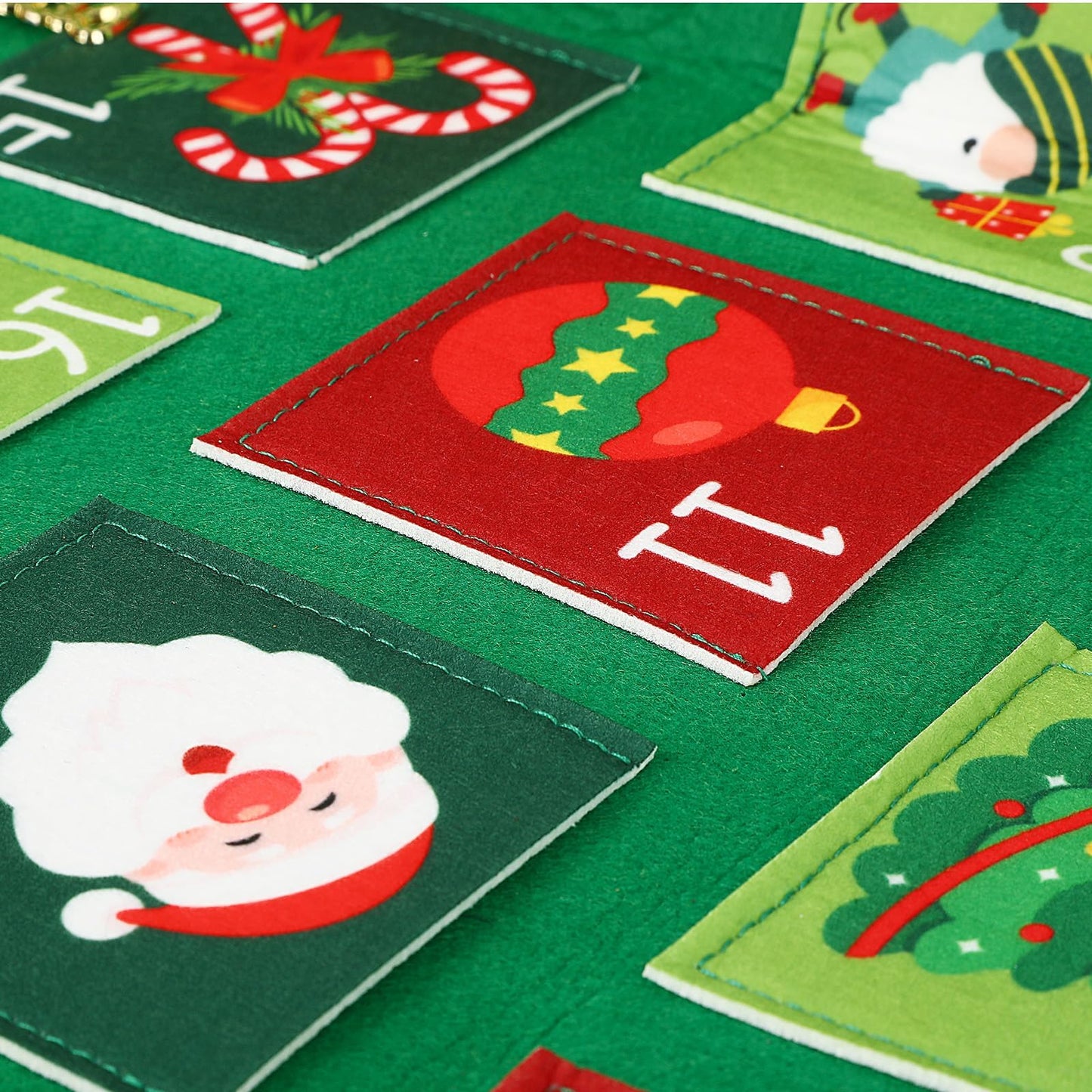 Christmas Tree Advent Calendar 2025, 24 Days Countdown Calendar with 24 Festive Pockets Advent Christmas Countdown Calendar Xmas Hanging Advent Calendar Wall Door Hanging Decor Gift for Kids Adults