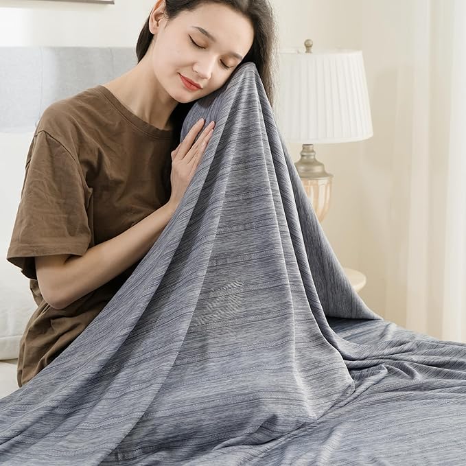 OIGAE Cooling Blanket for Hot Sleepers
