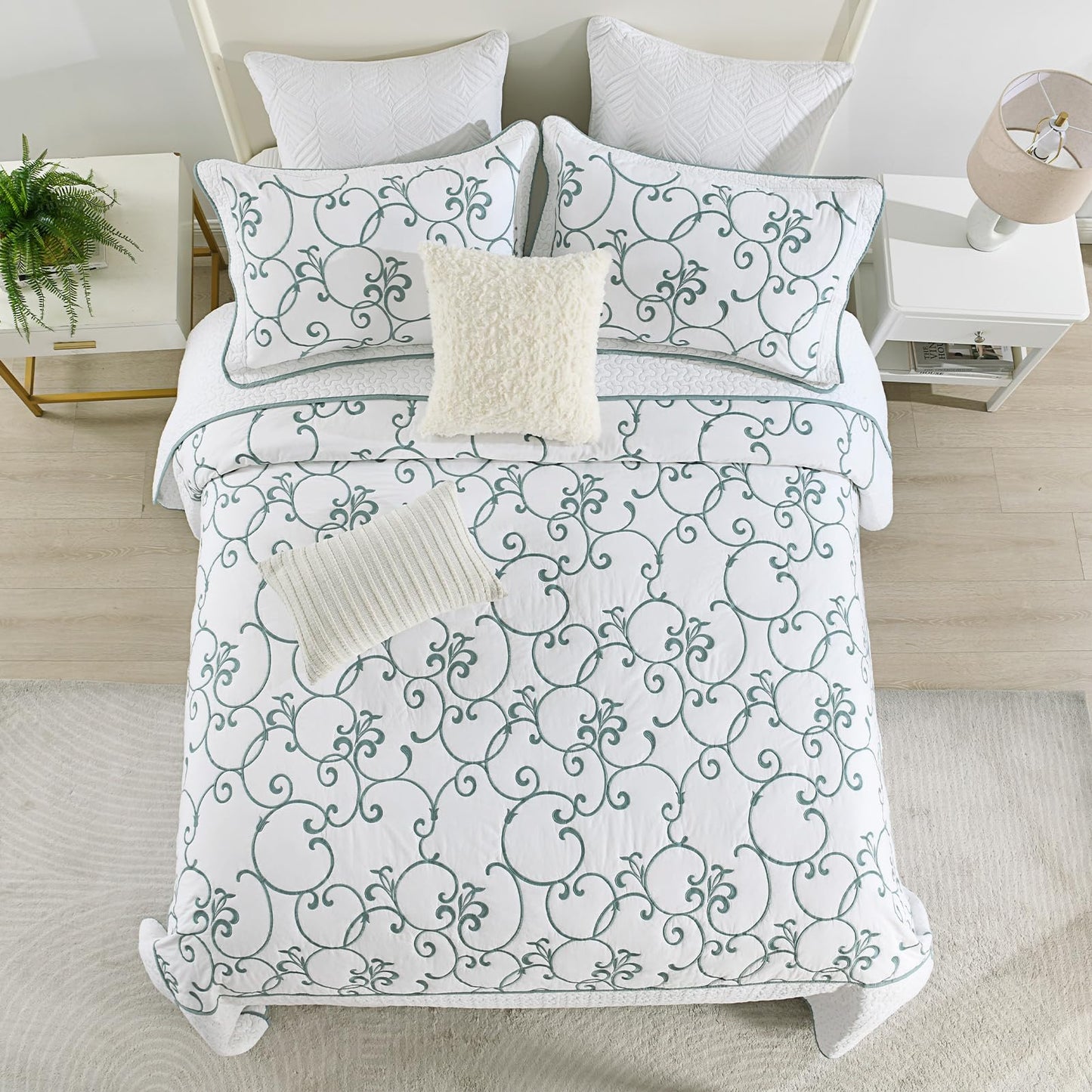 FineStichery Oversized Queen Bedspread 120"x102" - 100% Cotton Extra Large Quilt, Embroidered Bedspread Coverlet with Pillow Shams, Lightweight Quilted Bedding Set 3 Piece, Aqua Blue/White