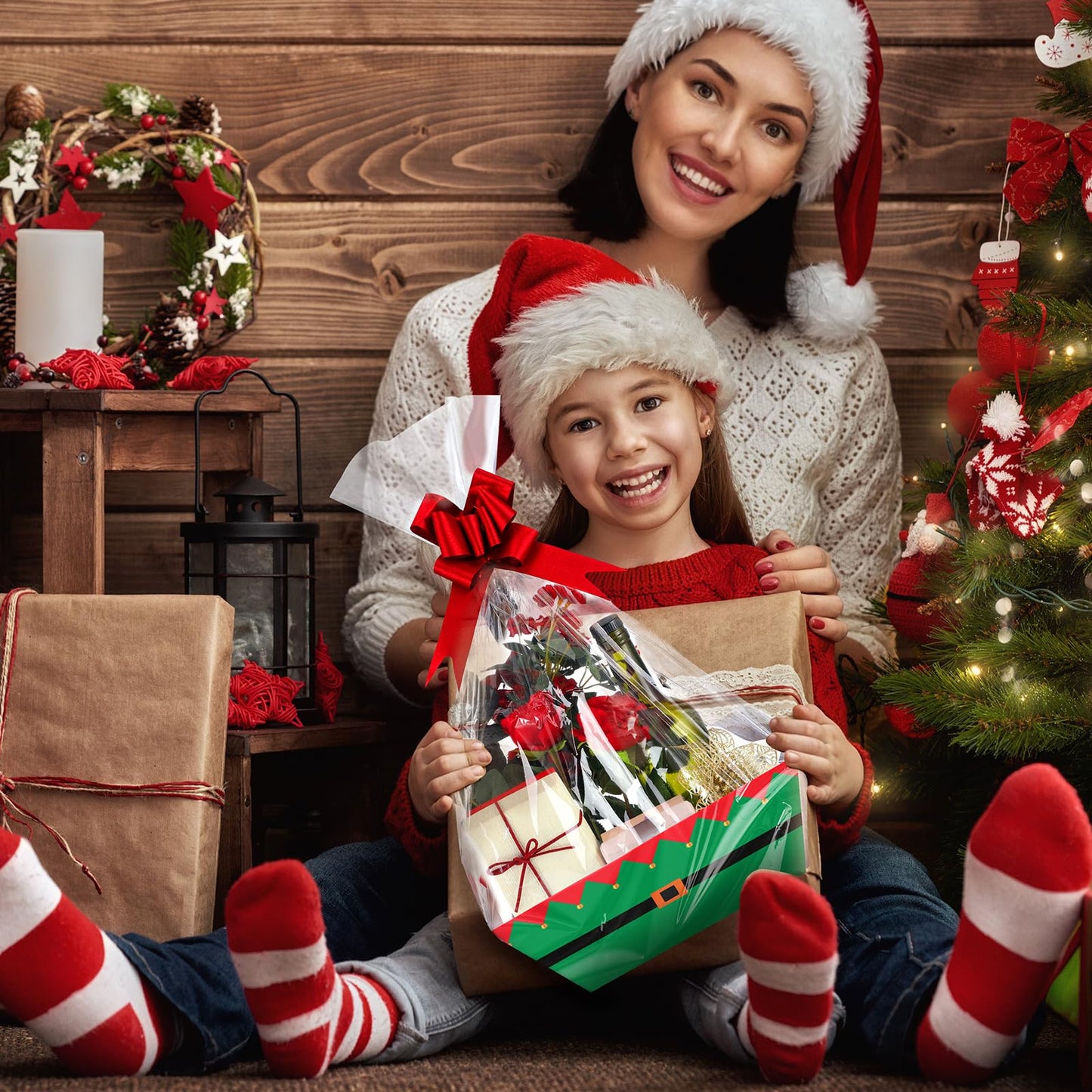 Yeaqee 36 Pcs 12 Pack 8 x 10 Inch christmas Baskets for Gifts Empty Santa Claus Baskets with Bows Ribbons Bulk Thank You Appreciation Gift Box for Holiday Party Favors