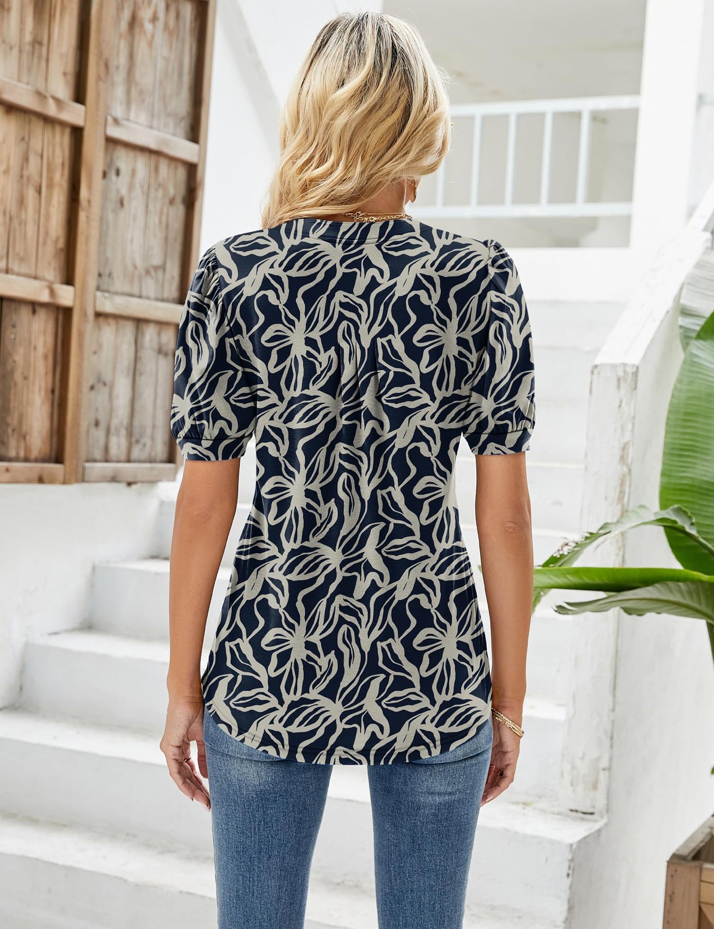 EFFAN Womens Tunic Tops Short Sleeve Summer T Shirts Ladies Blouses Dressy Floral Printed Fashion Top Floral_Navy M (UK 12-14)