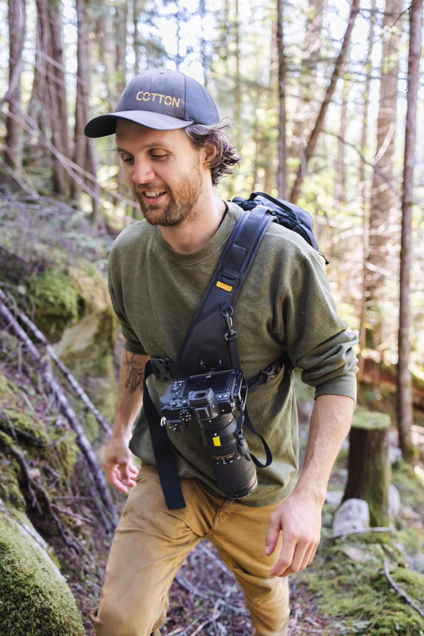 Cotton Carrier Twist & Lock Hyker Slingbag For Camera (923-HYKER-CAM)