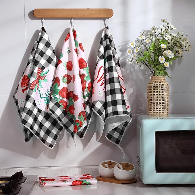 Bencailor 4 Pcs Strawberry Kitchen Towels Spring Berry Hand Dish Towels