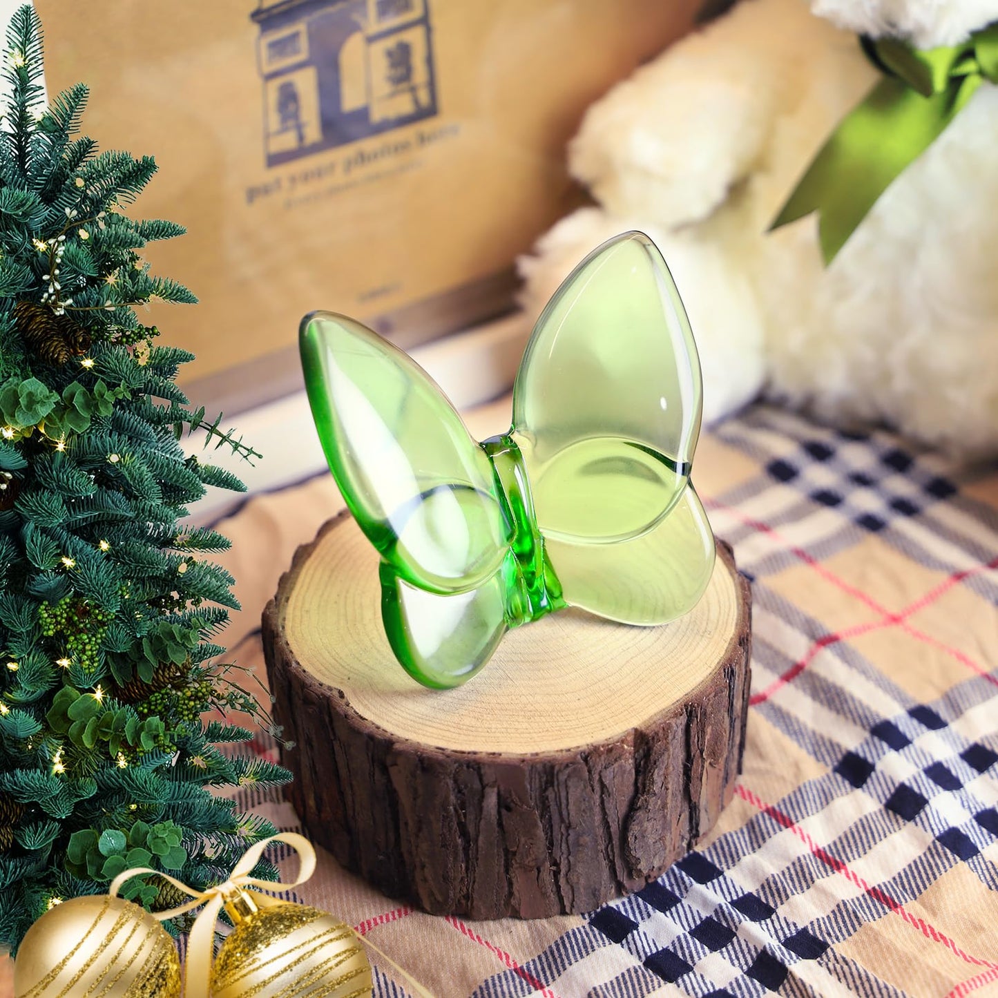 Rotroyce Green Crystal Butterfly Figurine Ornament, Handmade Glass Animal Collectible for Home/Wedding/Christmas Decor, Unique Gift for Collectors & Butterfly Enthusiasts