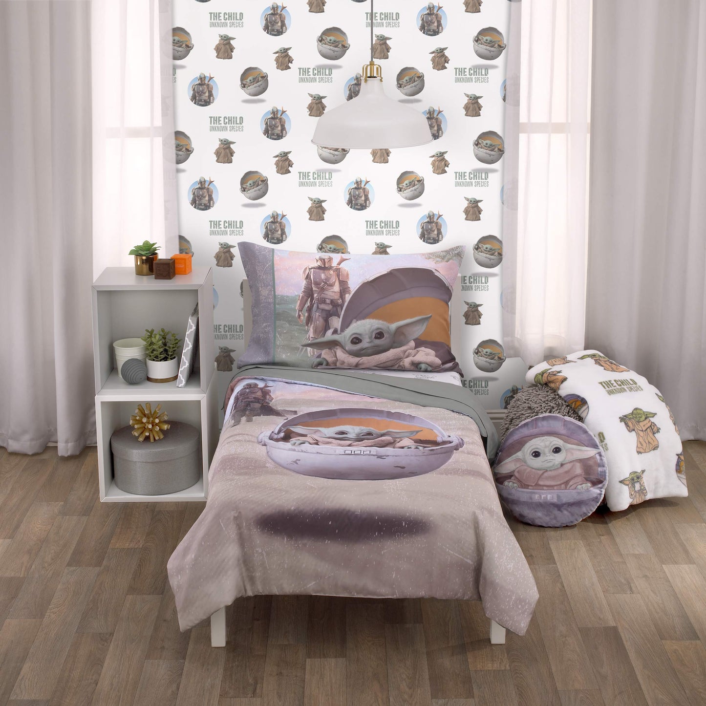 Disney Star Wars The Mandalorian The Child Green, Tan, White 4 Piece Toddler Bed Set - Comforter, Fitted Bottom Sheet, Flat Top Sheet, Riversible Pillowcase