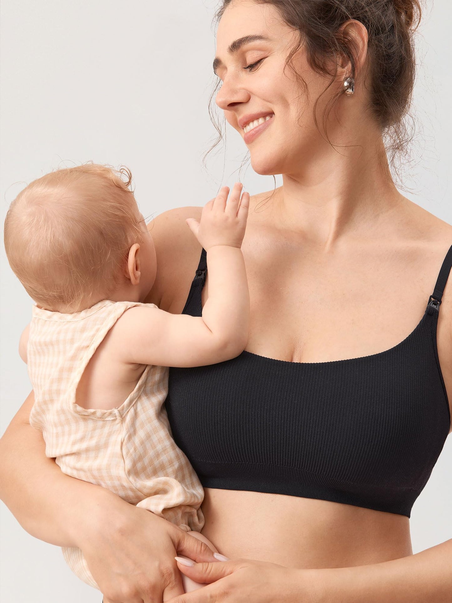 MOMANDA Women's Ribbed Nursing Bras Seamless Bralettes Maternity Wirefree Sports Breastfeeding Bra Black 2 L