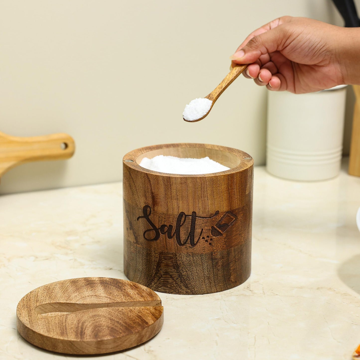 dudki Wooden Salt Box with Magnetic Lid with Attached Spoon on Top| 800 ML Round Salt Container| Bowl Pot Jar Salt Box | Mango Wood for Dinning Table| Kitchen Home| Seasonings