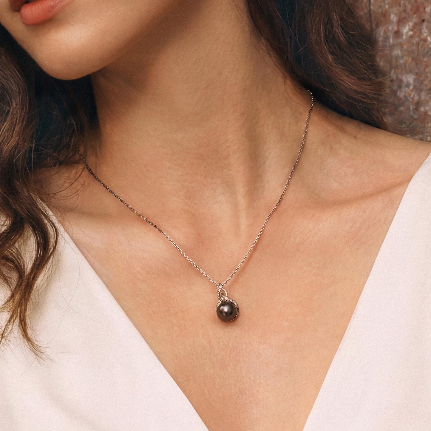 Gift for Women Wife Natural Tahitian Black Pearl Necklace Sterling Silver Nautilus Kiss 9-10MM Black Pearl Luxury Jewelry Gift for Women, Mother, Wife, 16"+2" Inches