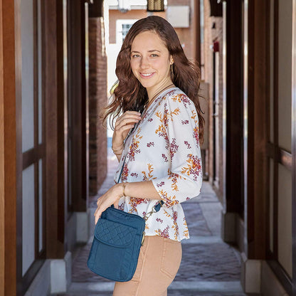 Travelon Anti-Theft Signature Quilted Slim Pouch, Sable, One Size, Anti-theft Signature Quilted Slim Pouch