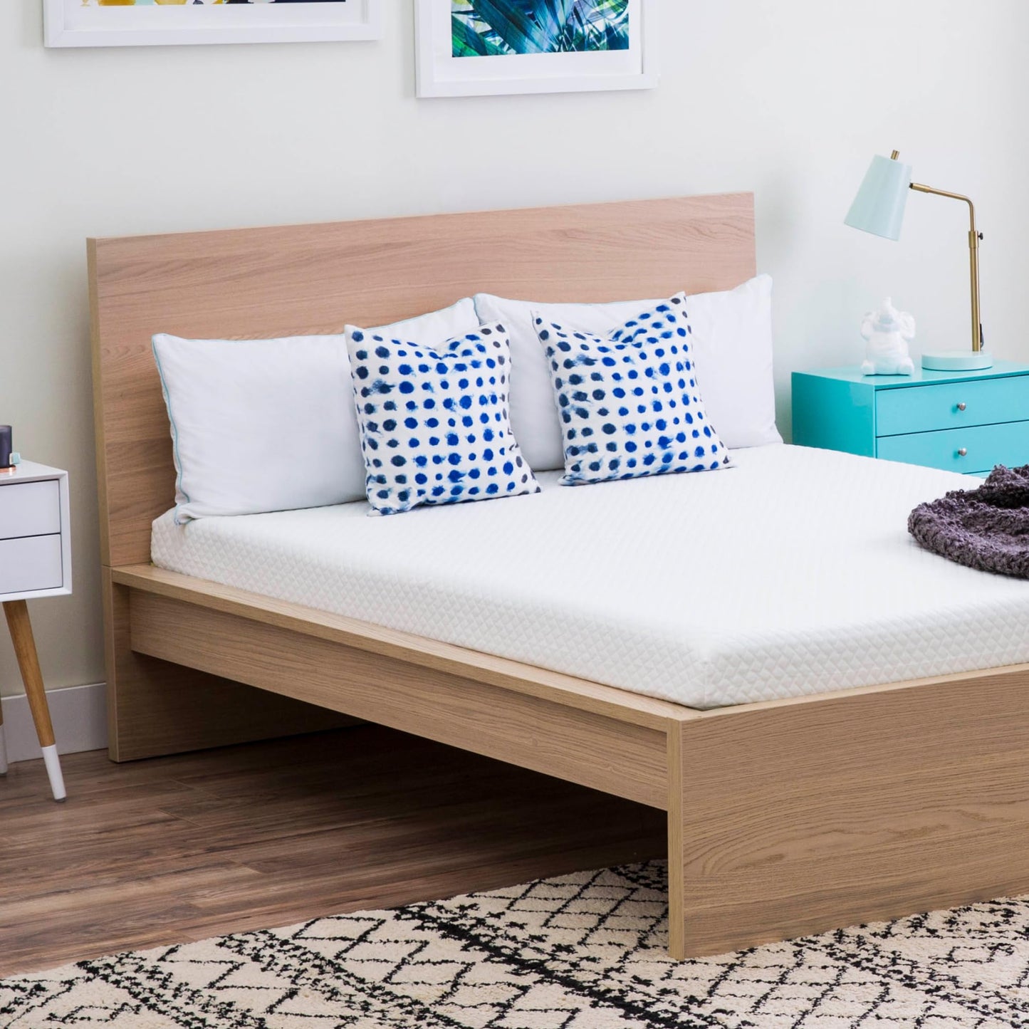 Linenspa 5 Inch Gel Infused Memory Foam Mattress - Queen Size - Firm - Low Profile Bed - Mattress in a Box - Youth or Kids Bed - Guest Bedroom - Pressure Relieving and Breathable - CertiPur Certified
