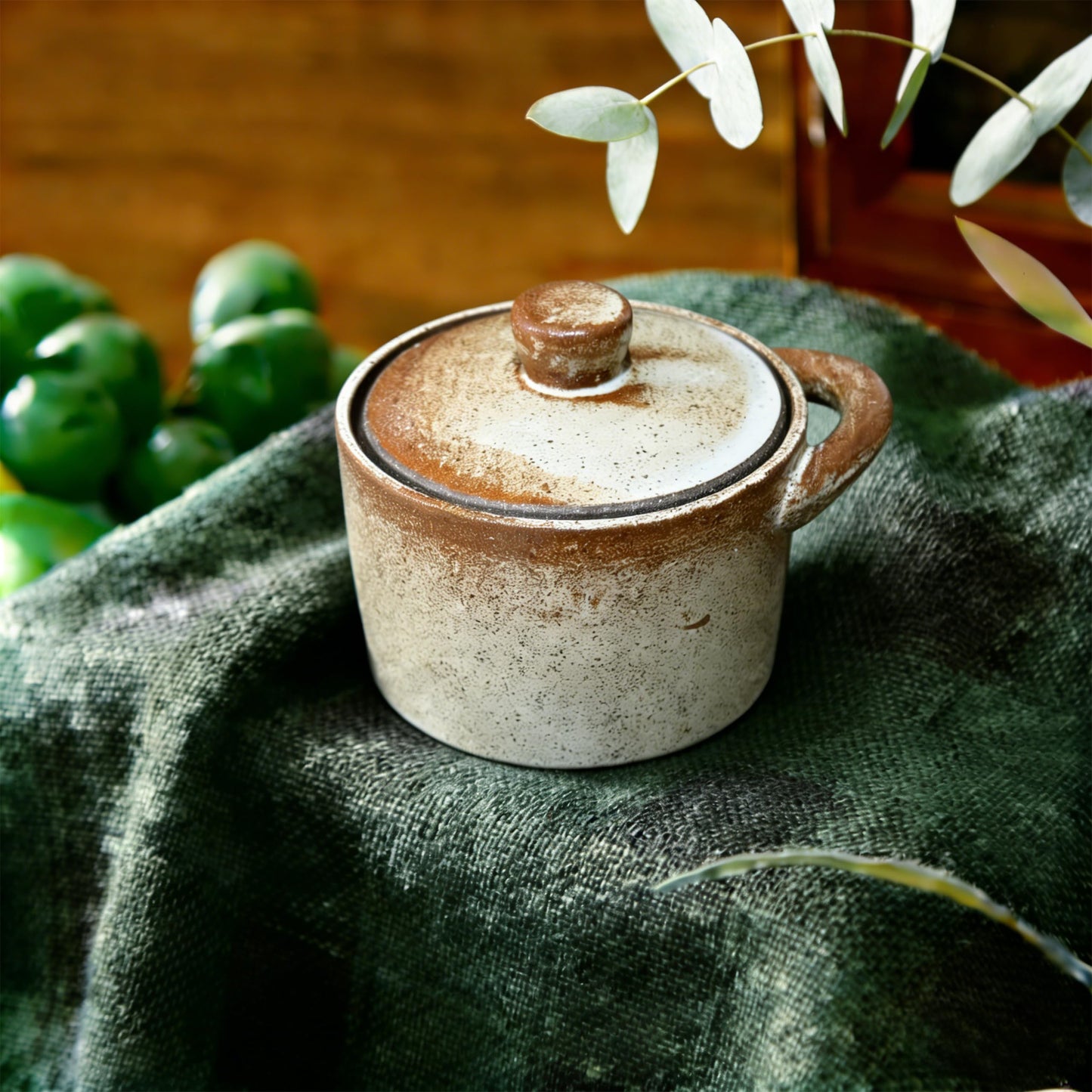 BSTUR 2 Pack Speckled Ceramic Salt Cellar with Lid – Rustic Farmhouse Ceramic Salt Holder, Countertop Bowl, Storage Container, Well Dish Jar for Spices (Retro Color)