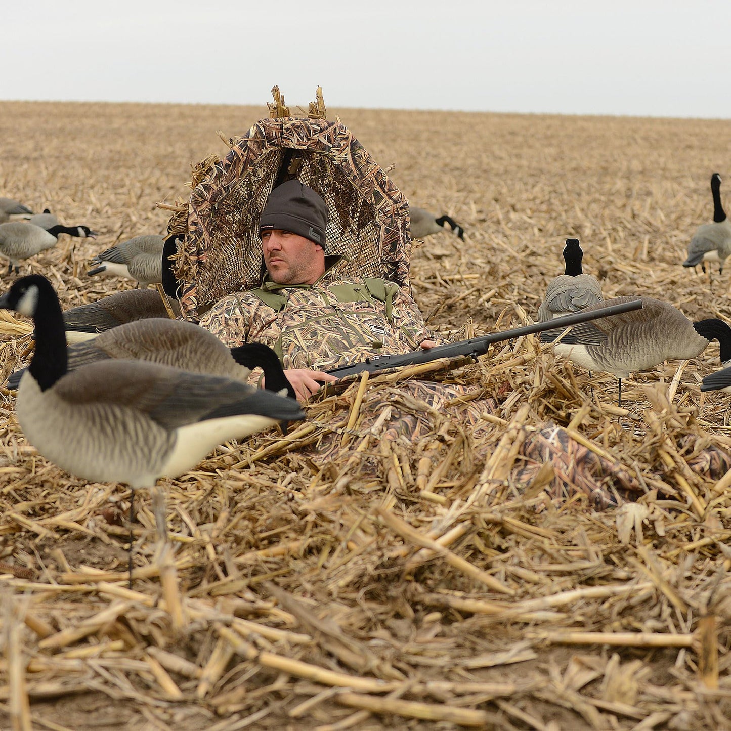 Avery Outdoors Power Hunter Layout Field Blind (Realtree Max-7 Camo)
