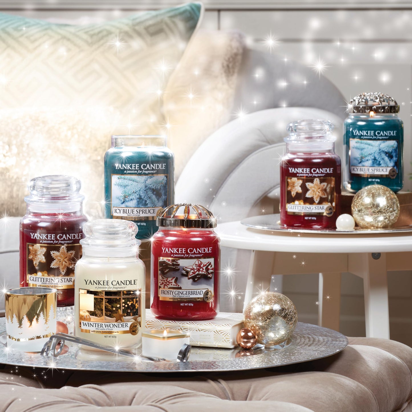 YANKEE CANDLE Scented Candle | Frosty Gingerbread Large Jar Candle | Burn Time: up to 150 Hours