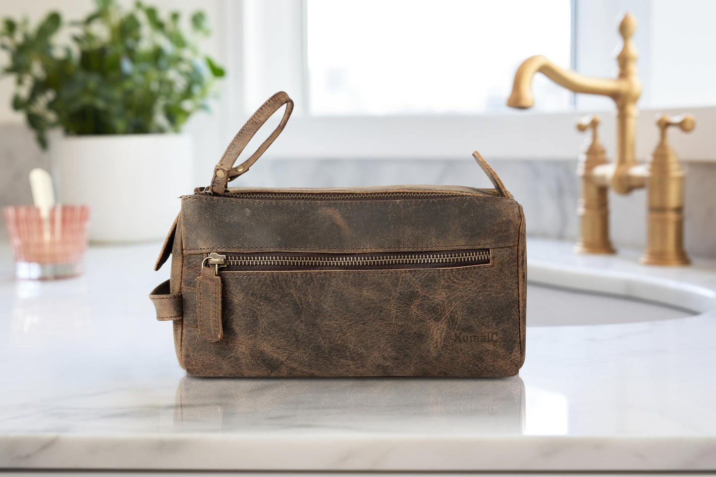 KOMALC Premium Buffalo Leather Unisex Toiletry Bag Travel Dopp Kit