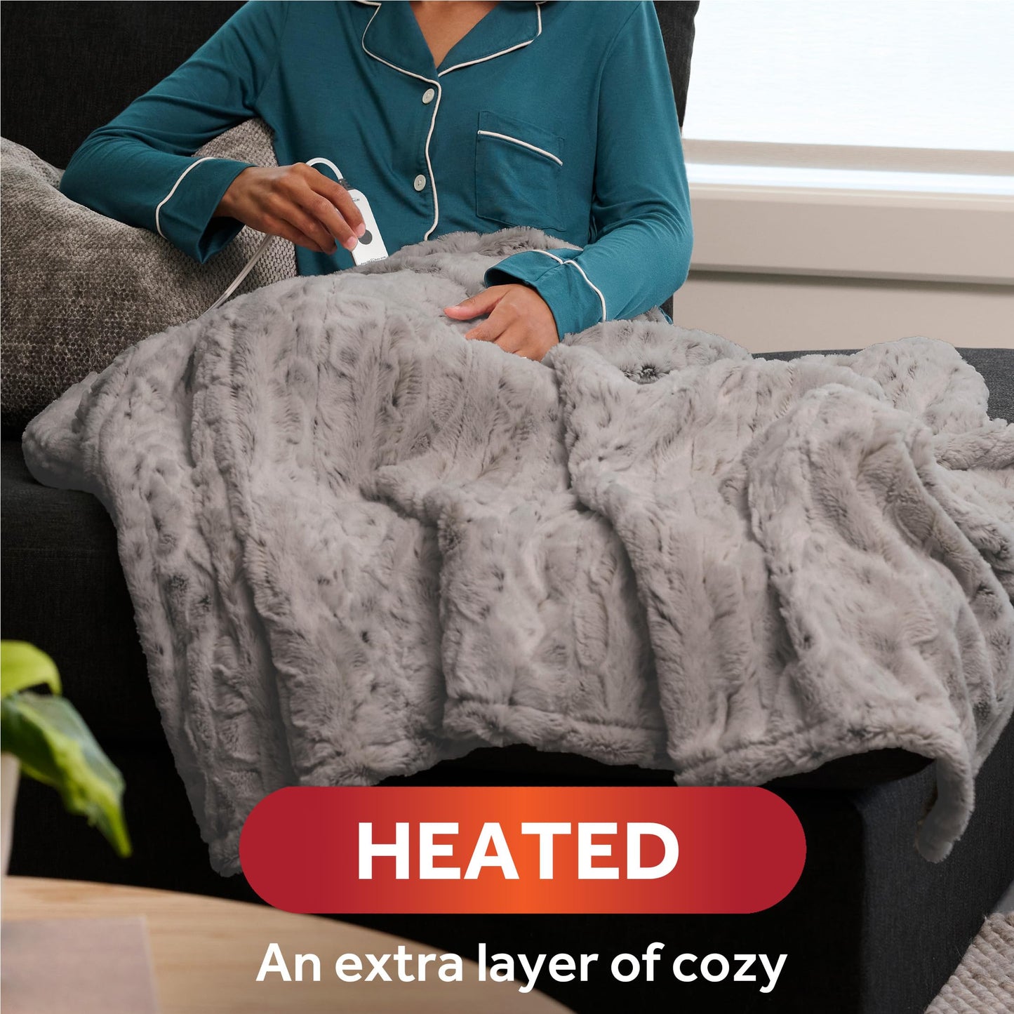 Sunbeam Electric Throw Royal Faux Fur Heated Blanket, 4 Heat Settings, 4-Hour Auto Shut-Off, Fast Heating, Rich and Ultra Silky, White/Grey Color, 50" x 60"