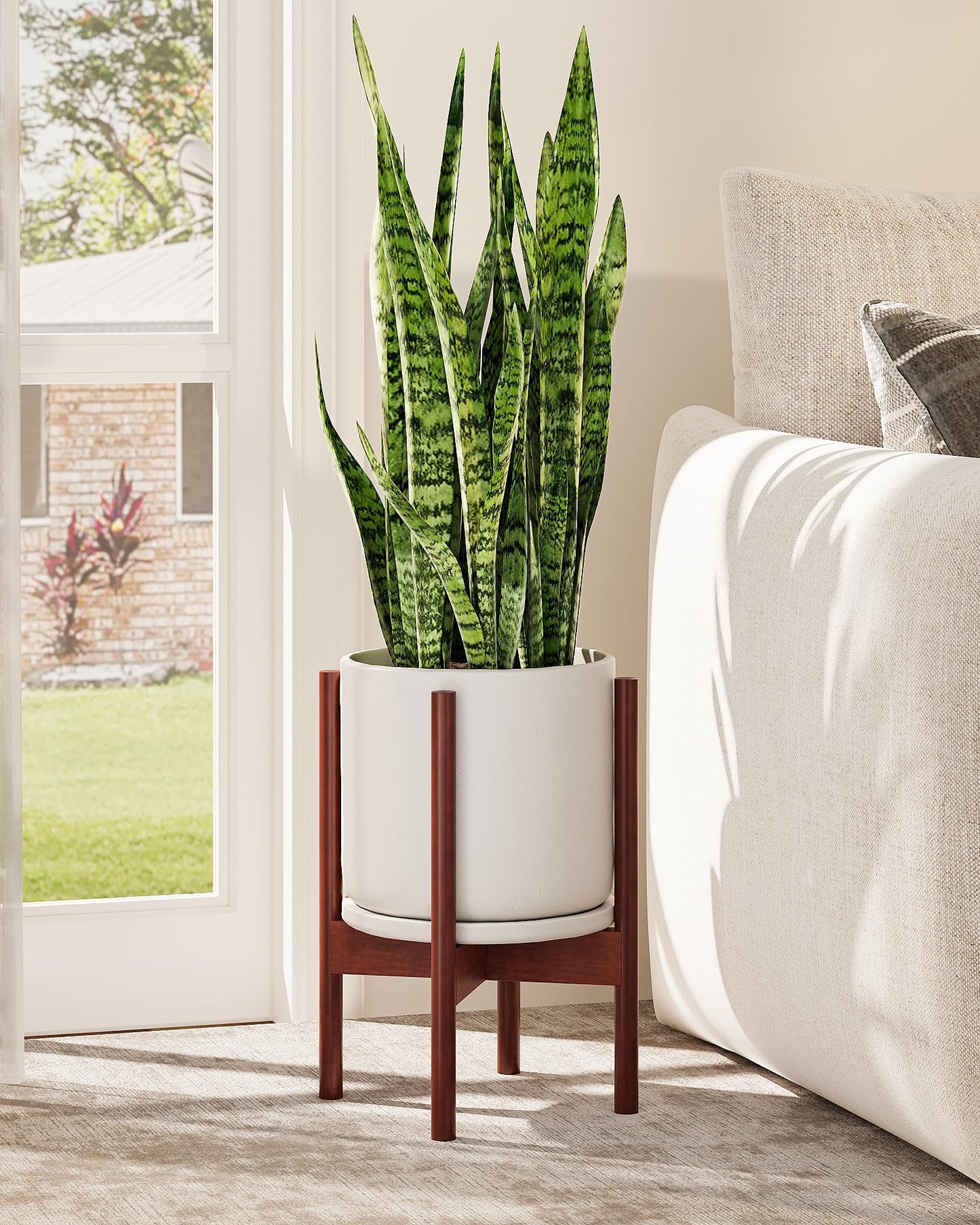 GENTINGBRO Adjustable Plant Stand Indoor, Bamboo Plant Stand Fits 8 9 10 11 12 Inches, Small Corner Planter Holder for Indoor Plants, Single Floor Plant Stands for Living Room Balcony, Reddish Brown