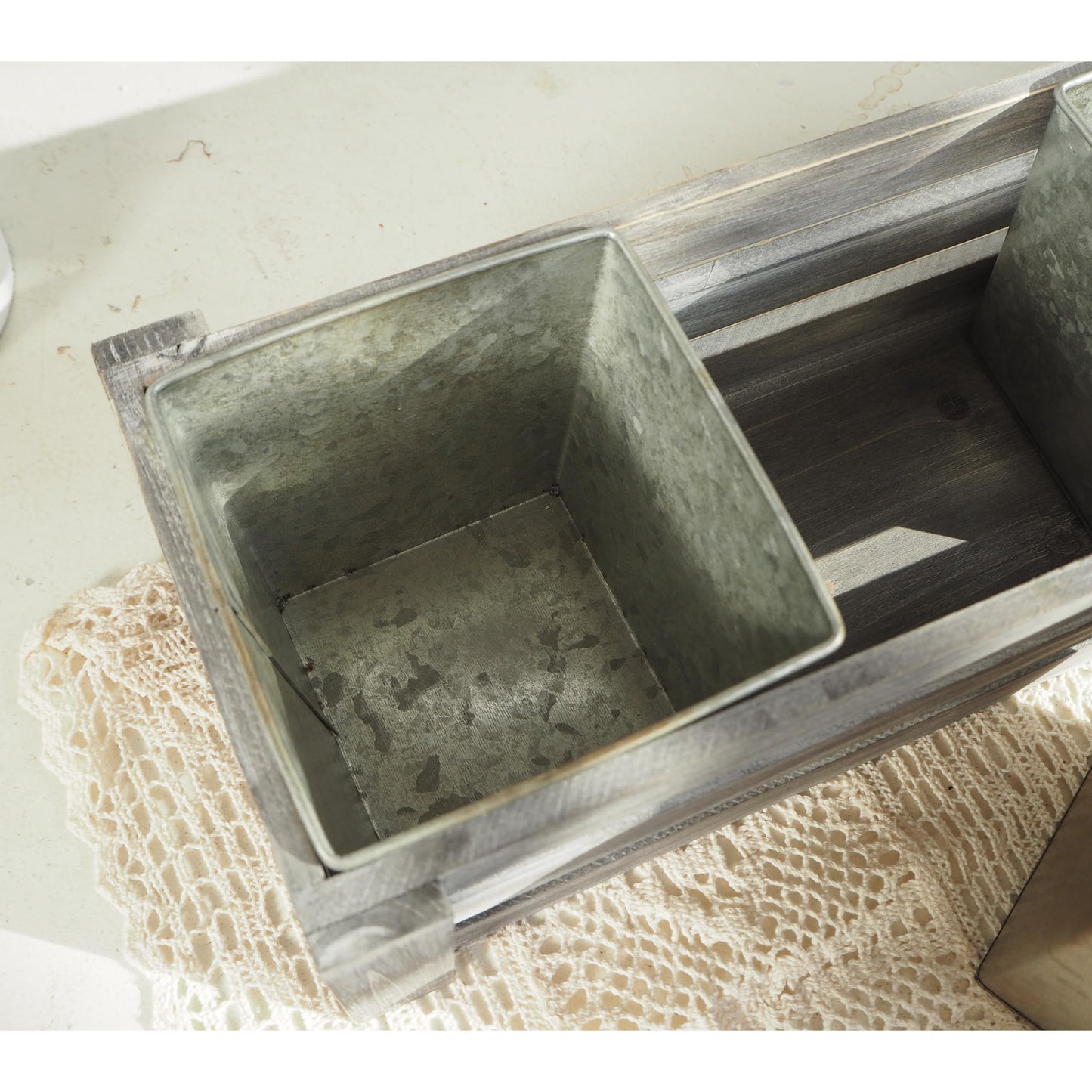 SOFE Rustic Wood Planer Box with 3 Galvanized Planter Pot, Indoor Windowsill Herb Garden Organizer, Plant Containers for Flower Succulent, Distressed Gray Finish