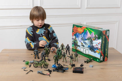 JOYIN 2025 Christmas Advent Calendar with Military Army Man, 24 Days Countdown Calendar with Soldier Action Figures & Weapons, Christmas Army Toys for Boys Kids Party Favors, Classroom Prizes Xmas Gift