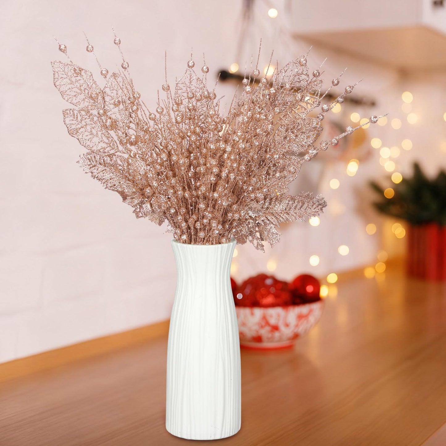 Heentan 22 Pcs Christmas Tree Decorations Set 8 Pcs Poinsettia Flowers Artificial with Clips 14 Pack Glitter Berries Stems Floral Picks Christmas Ornaments for Holiday Wreath Party Decor(Champagne)