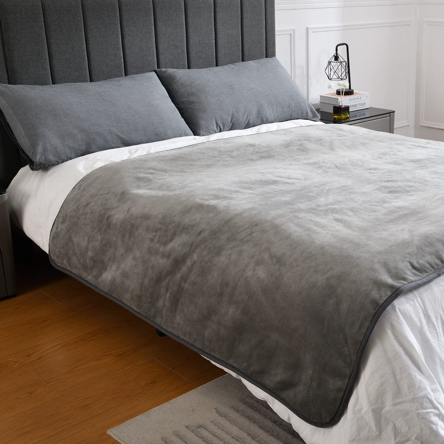 Yaning Waterproof Blanket for Bed Couch Sofa, Soft Liquid Pee Proof Pet Blanket for Dog Puppy Cat, Reversible Sherpa Fleece Blanket for Furniture Protector (Grey, 127x152cm)