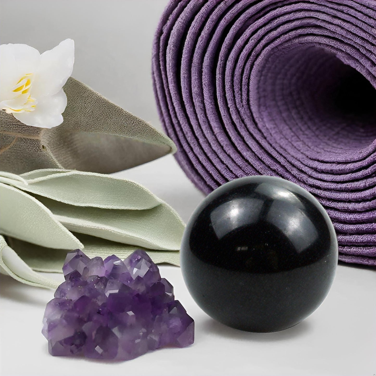 SISAMN Black Tourmaline Crystal Spheres Ball 50-60mm - Healing Crystals Decor for Meditation, Chakra Alignment, Yoga,Gifts Collection - 1.97-2.36 inches