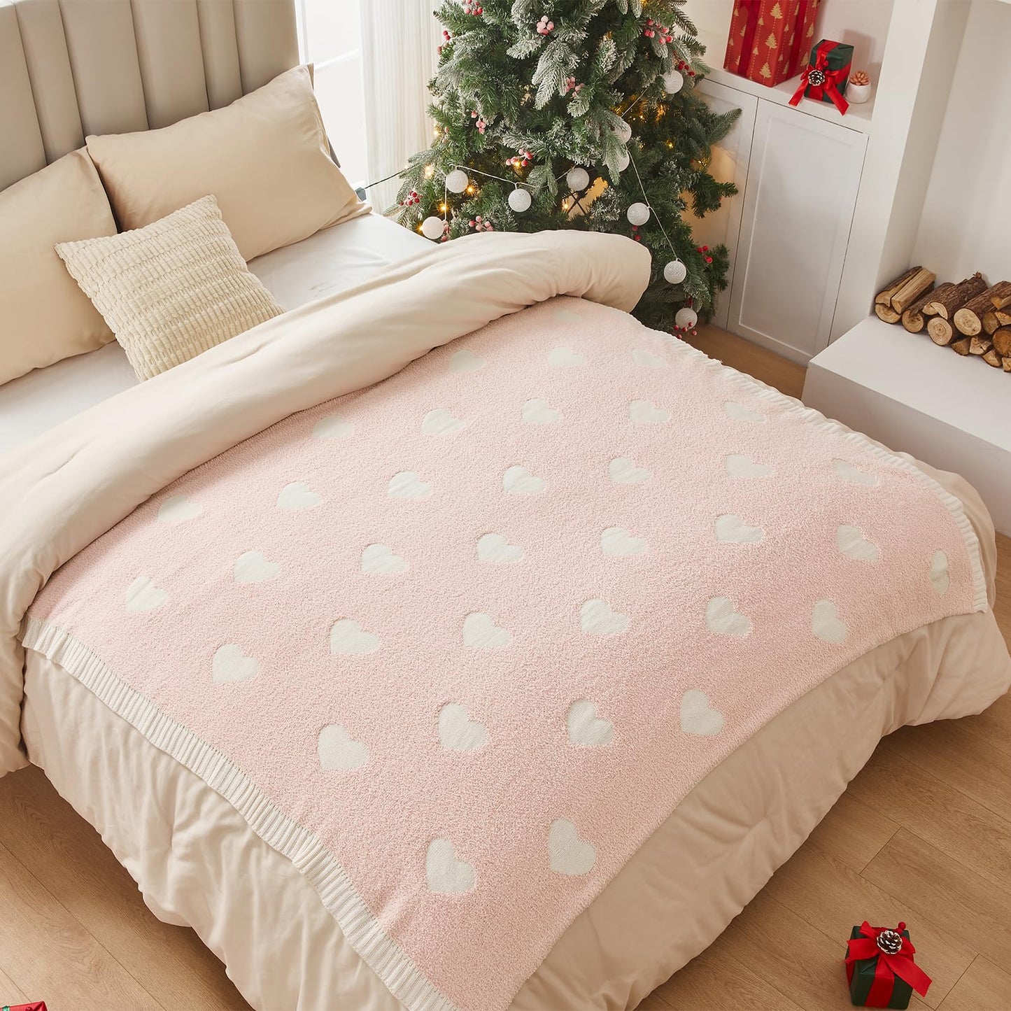 Douceur Love Heart Throw Blanket, Ultra Soft Pink Fluffy Valentine’s Day Blanket, Reversible Cozy Decorative Blanket for Bed Couch Sofa, Super Soft Indoor Living Room Plush Throws, 60"X80"