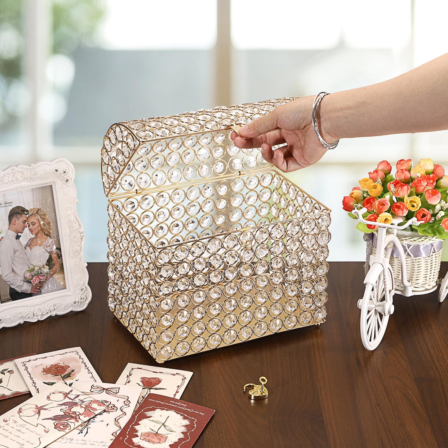 ELLDOO Crystal Wedding Card Box with Heart Lock, Money Card Box Treasure Chest Style Gold Gift for Wedding Receptions Centerpiece Decor Anniversary Keepsake Gift Display Csae, Medium