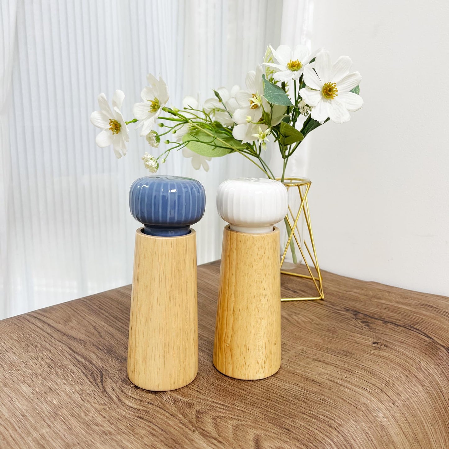 GCFTIFF Wooden Salt and Pepper Grinder Set,Wooden Spoon,Ceramic lid Pepper Mill with Adjustable Coarse Mills,Refillable for Sea Salt & Black Pepper (6.9 inch,2 pcs Indigo blue + white)