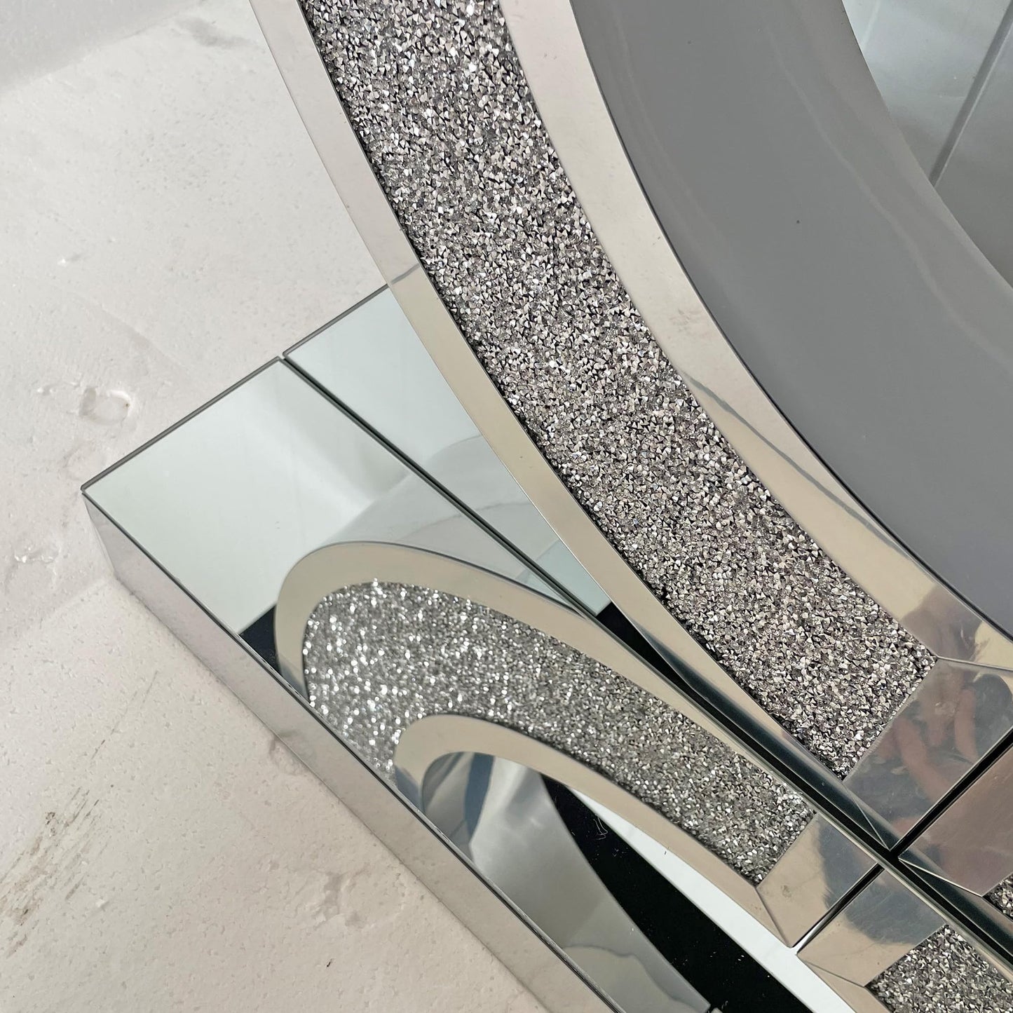 KEIKI Modern Mirrored Console Table with Crystal O-Shaped Base, 43" Luxury Glass Entryway Sofa Table, Rectangular Accent Foyer Table for Living Room Foyer Hallway Entrance, Silver