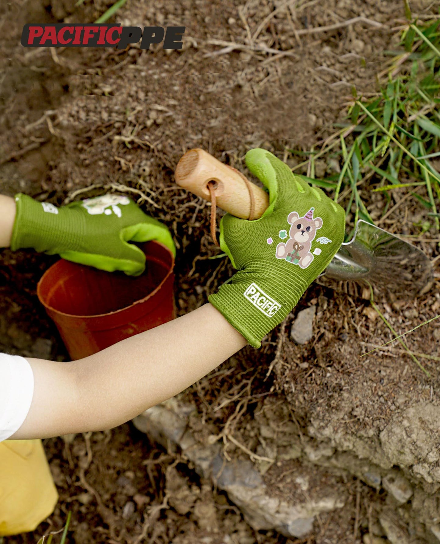 PACIFIC 3 Pairs Kids Gardening Gloves for Age 3-6, Natural Latex Coated Yard Gloves, Non-Slip Children Safety Work Gloves, for Outdoor, Painting, DIY, Boys & Girls, Multiple Colour, XXXS