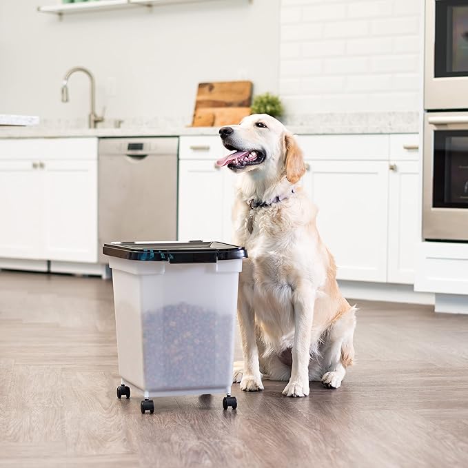 IRIS USA 25 Lbs / 32.5 Qt WeatherPro Airtight Pet Food Storage Container