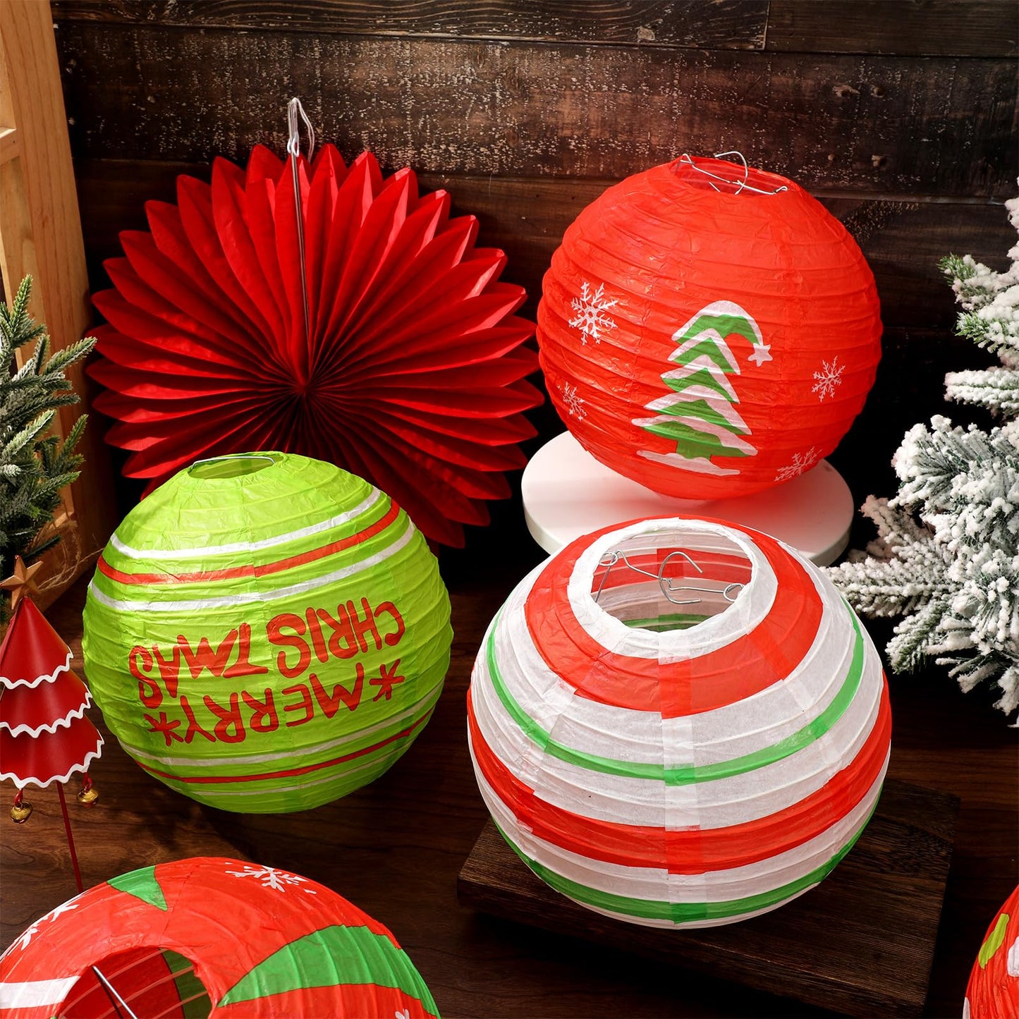 JarThenaAMCS 18Pcs Christmas Paper Lantern Set Red Green Hanging Lanterns with Paper Fans for Xmas Home Party Decoration