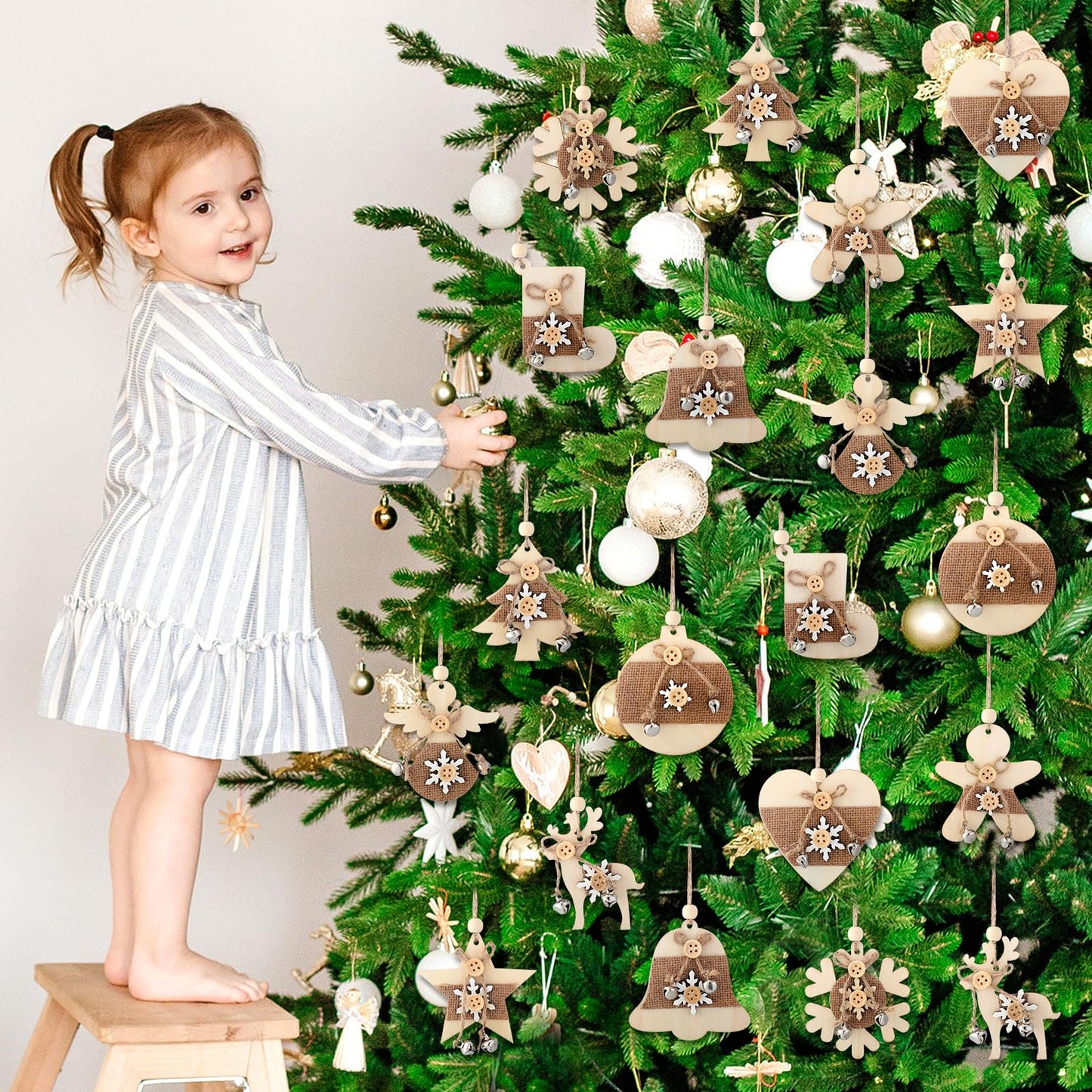 Soaoo 20 Pcs Rustic Christmas Wooden Ornament Set Farmhouse Reindeer Star Wood Ornaments Wood Christmas Tree Decorations with Burlap Rope Bell 10 Style Decorative Hanging Decor for Xmas Home(Rustic)