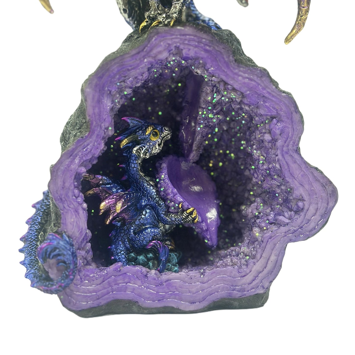 Nature's Mark 9.84-Inch Purple Dragon on Geode Figurine - Metallic Iridescent Guardian Dragon with Baby Hatchling in Crystal Cave - Fantasy Mythical Decor Statue for Home or Office