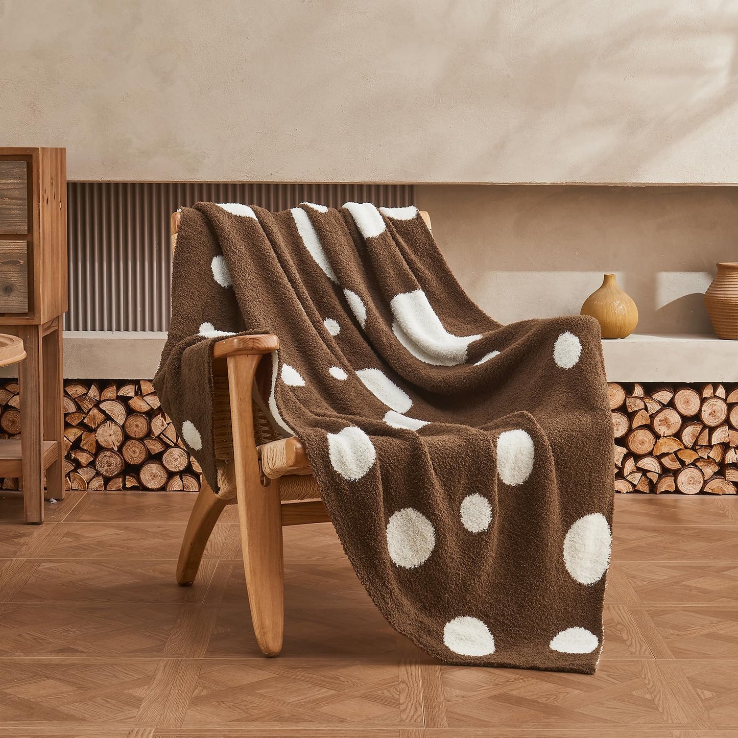 Douceur Polka Dot Throw Blanket for Couch Sofa Bed, Reversible Cozy Fluffy Super Soft Bedroom Blanket, Plush Brown Throw Blanket, 60×80 inches