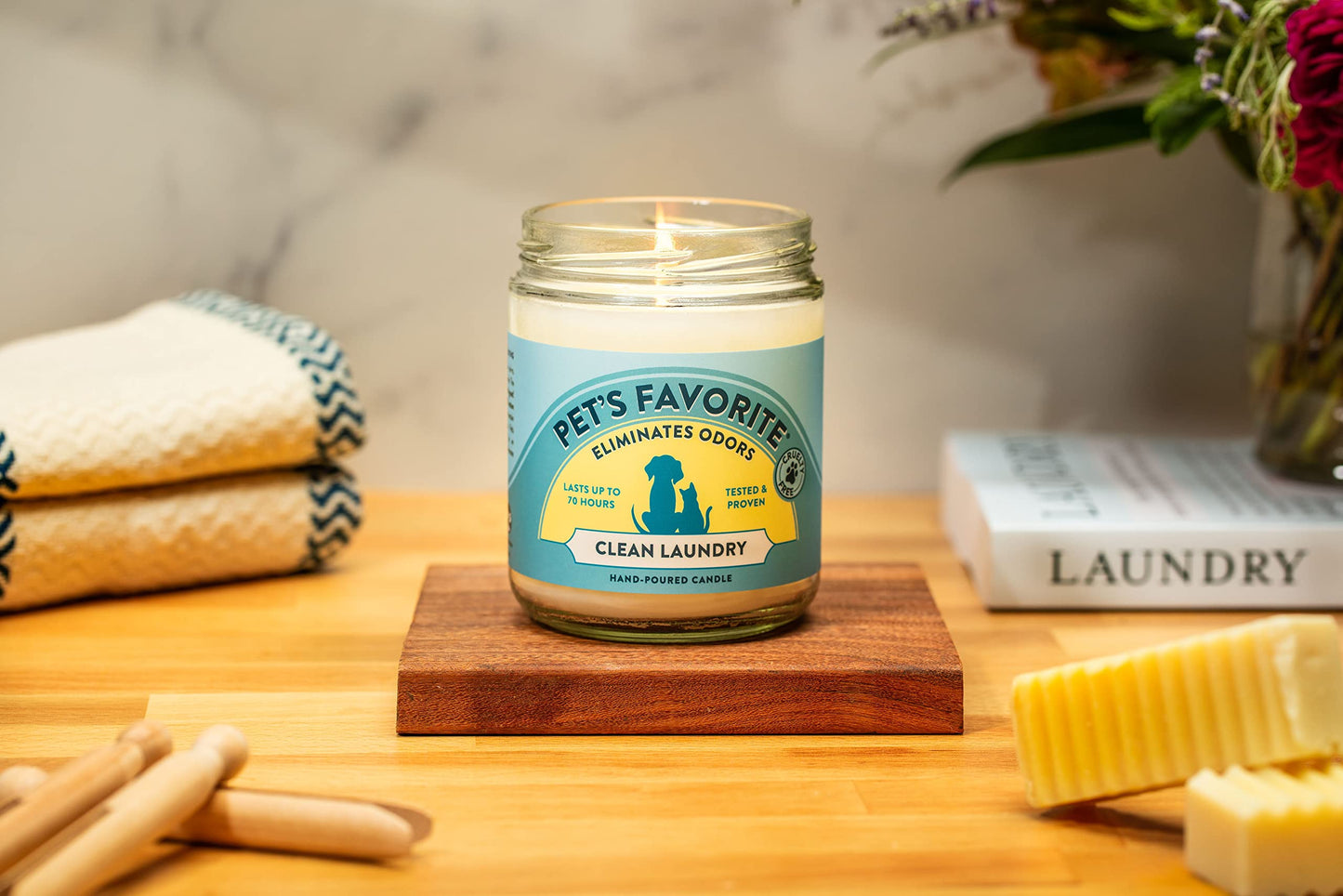 Pet's Favorite Fresh Laundry Pet Odor Candle, Clean Burning, Long Lasting Plant Based Soy Candles with a Natural Fiber Wick and 70 Hour Burn Time, Pack of 2