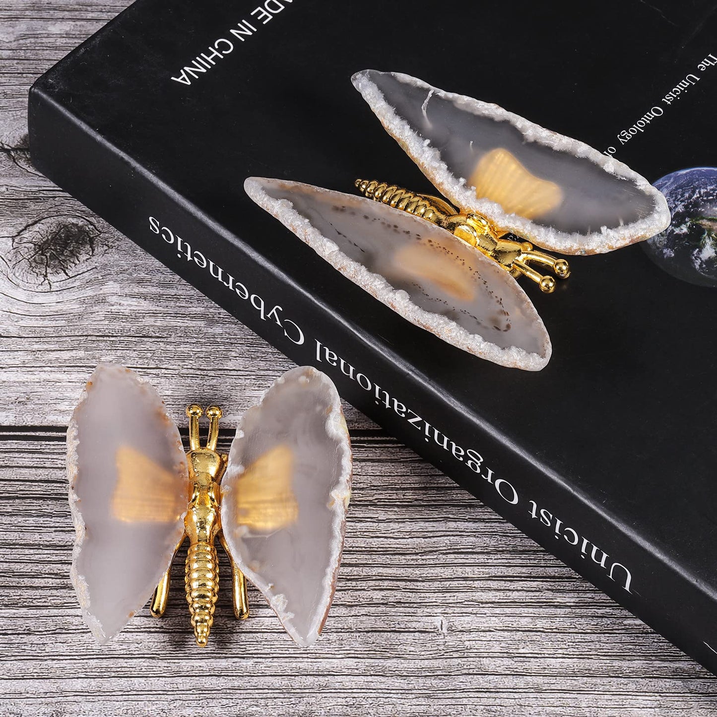 Rockcloud 10 Pcs Agate Light Table Slices Healing Crystals Geode Stones, Set of 2 Agate Slices Butterfly Decorative Ornament Butterfly Stand Figurine Collection for Home Office Desktop Decor