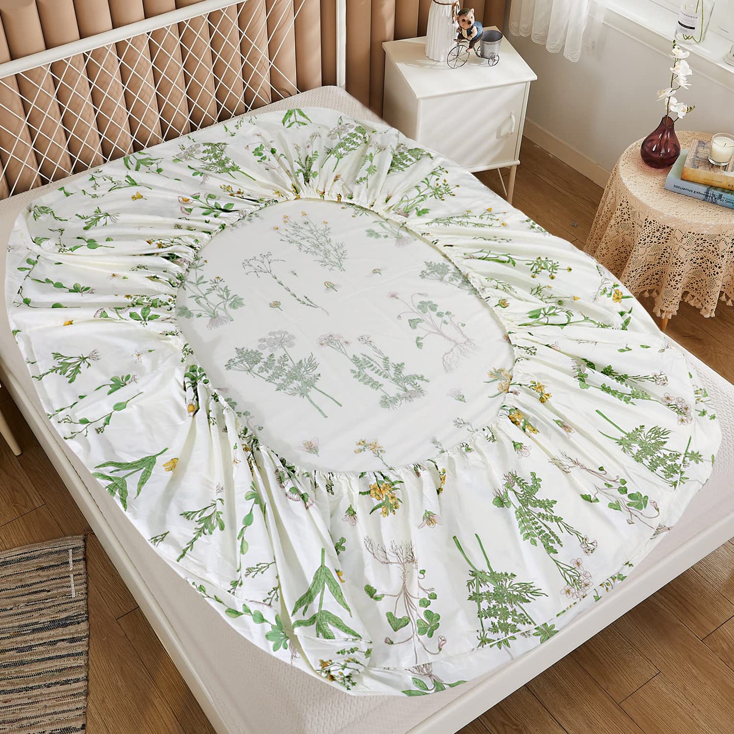 FADFAY Floral Fitted Sheet Set 100% Cotton White Bedding Set Green Flower Printed Pattern Flat Sheet Sets Shabby Comfy Chic Bed Sheet Sets Hypoallergenic Cozy House Sheets (4 Pieces, Full Size)