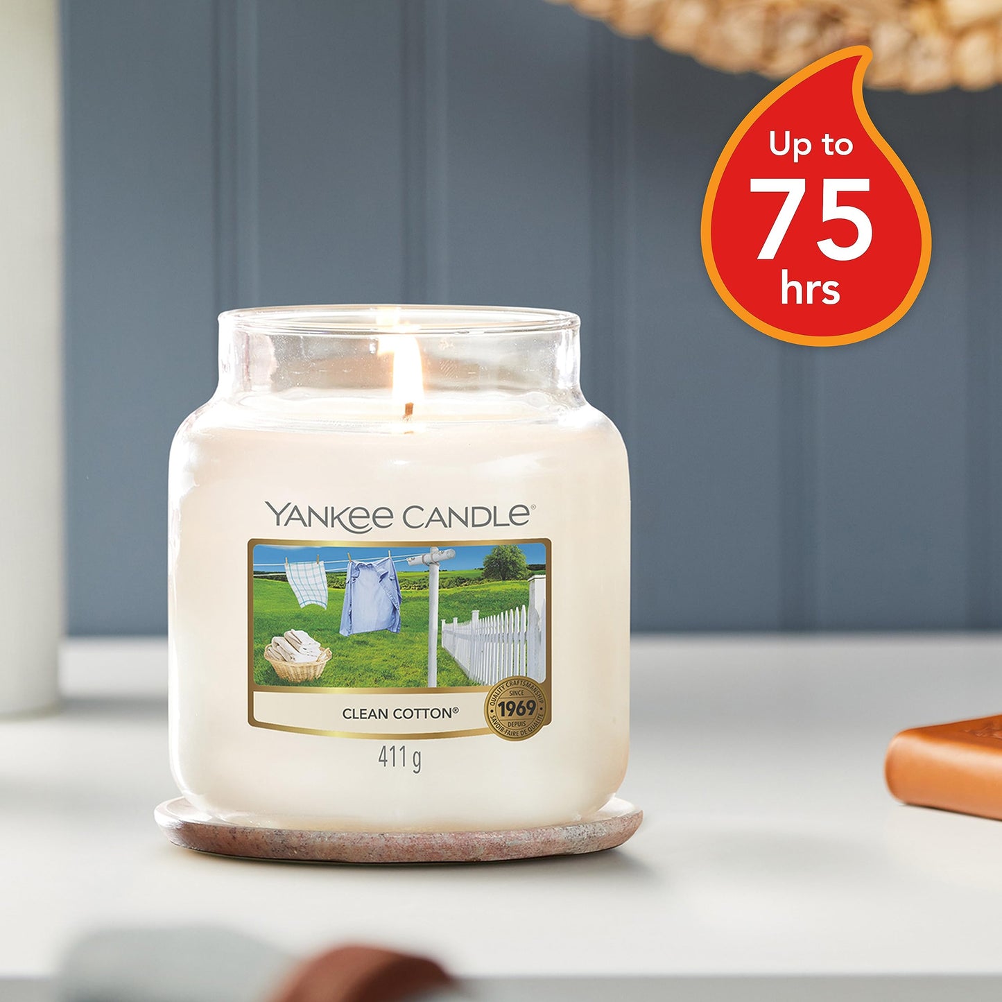Yankee Candle Scented Candle | Clean Cotton Medium Jar Candle| Long Burning Candles: up to 75 Hours | Gifts for Women