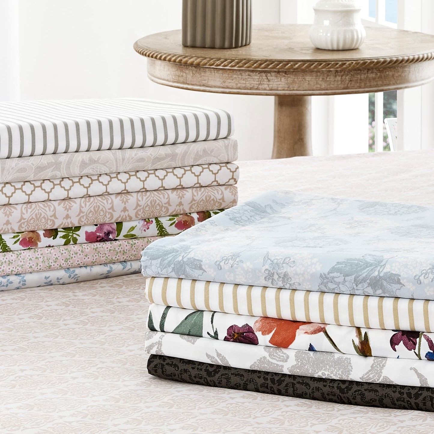 FreshCulture Floral Bed Sheets - Ultra Soft King Size Sheets Set - Brushed Microfiber Blue Floral Sheets - Deep Pockets - Easy Care - Hotel Luxury 4 Piece Flower Printed Sheets King, Lille