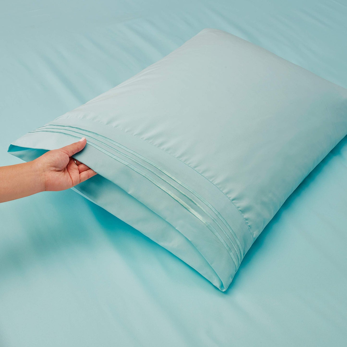 Hearth & Harbor Full Size Sheets - 4 Piece Bed Sheet Set, Hotel Luxury Double Brushed Bed Sheets - Extra Soft Bedding Sheets & Pillowcases, Full, Aqua Blue