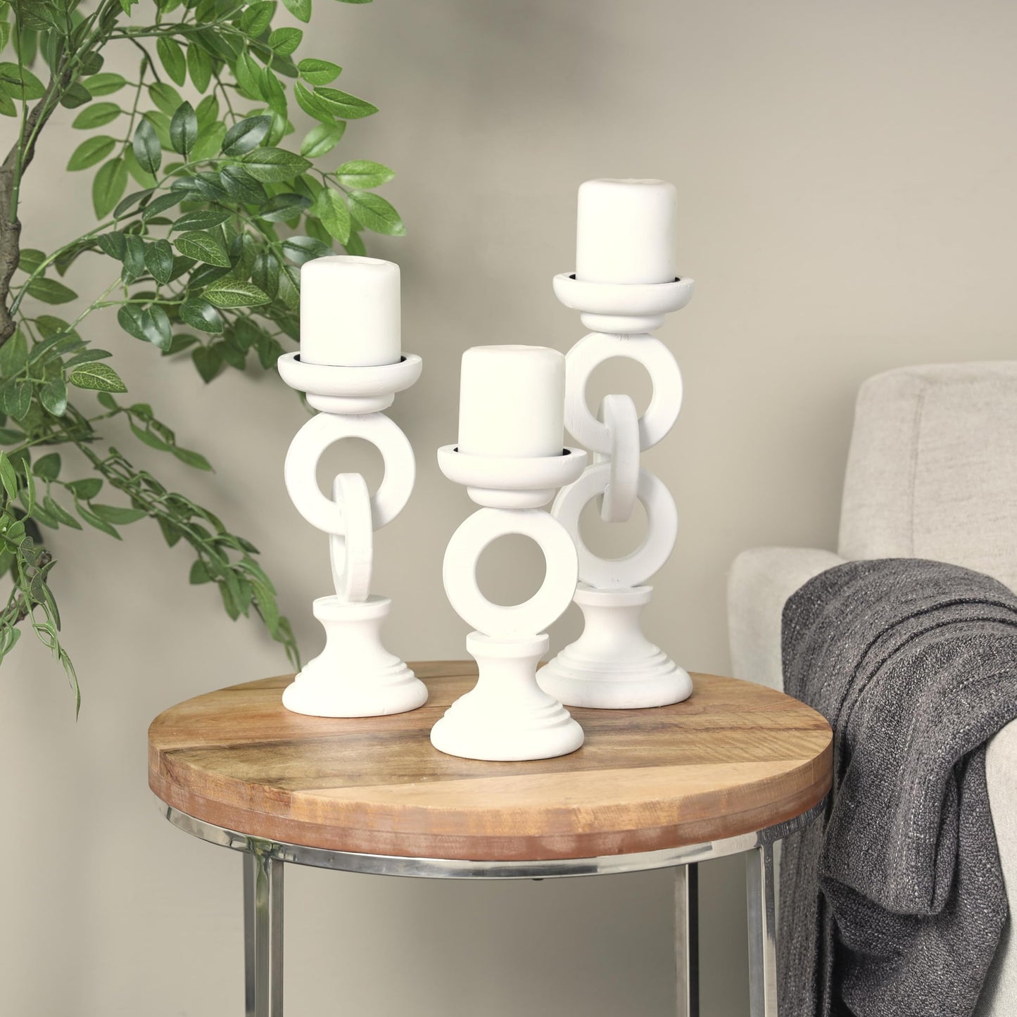 Deco 79 Wooden Decorative Candle Holder Chain Link Candle Stand, Set of 3 Candlestick Holder 13", 11", 9" H, White
