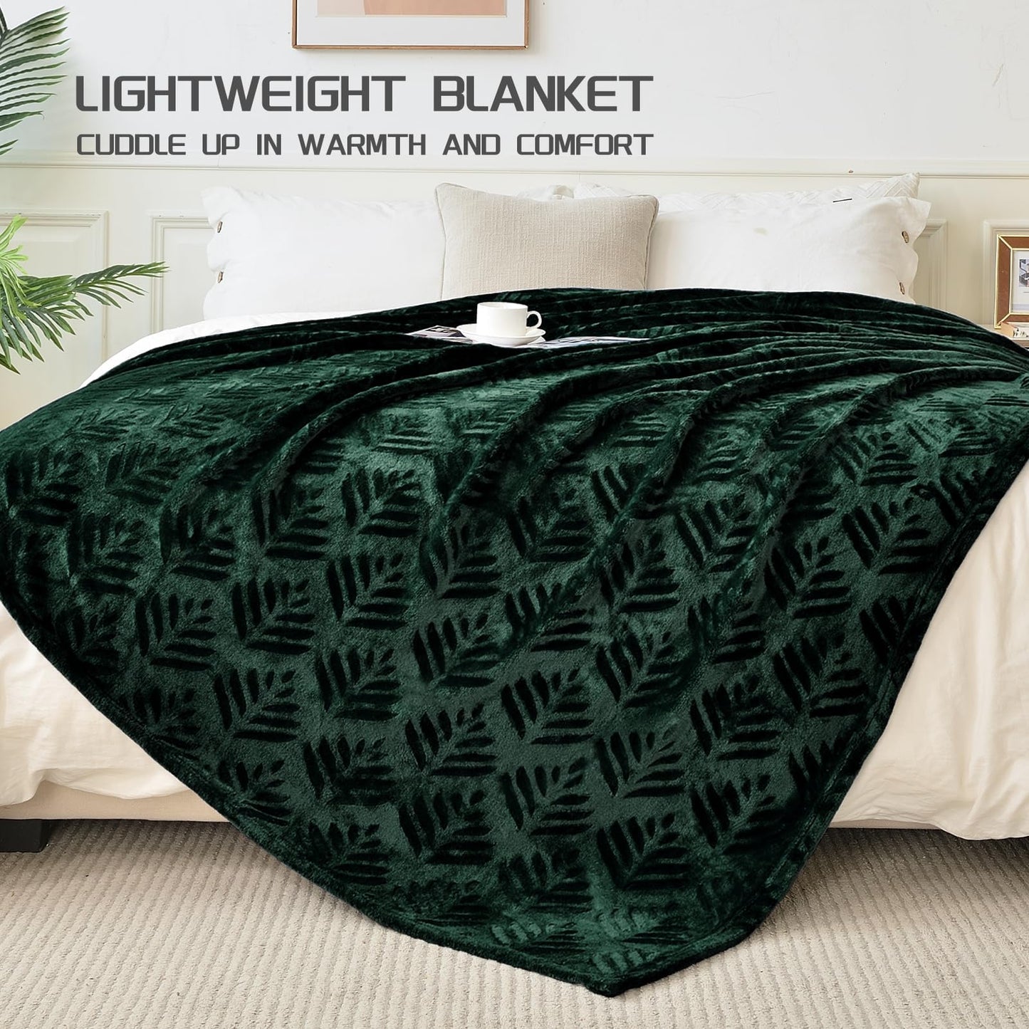Exclusivo Mezcla King Size Fleece Blanket for Bed, Super Soft and Cozy Blankets All Season Use, Leaves Pattern, Plush Fuzzy Lightweight, Forest Green, 90x104 Inch